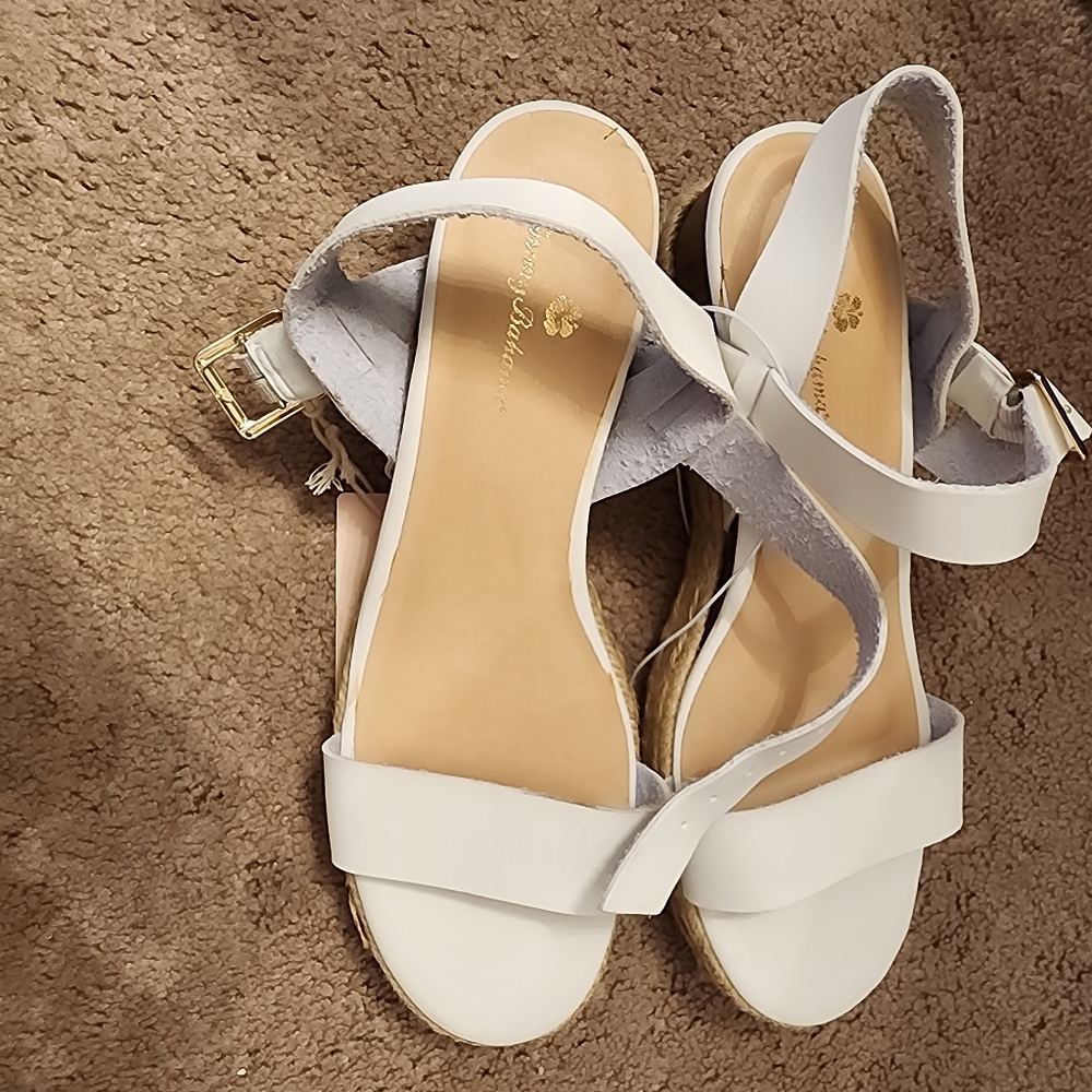 Tommy Bahama White Strappy Sandals